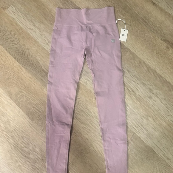 Cream Yoga Seamless Core Leggings NWT - Picture 1 of 5